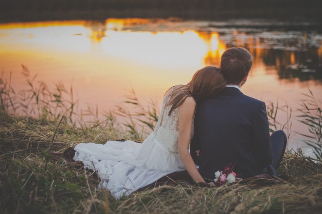 10 Things You Should Understand Before Marrying Young