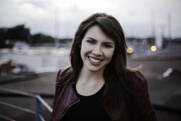 Julia Bonner_headshot