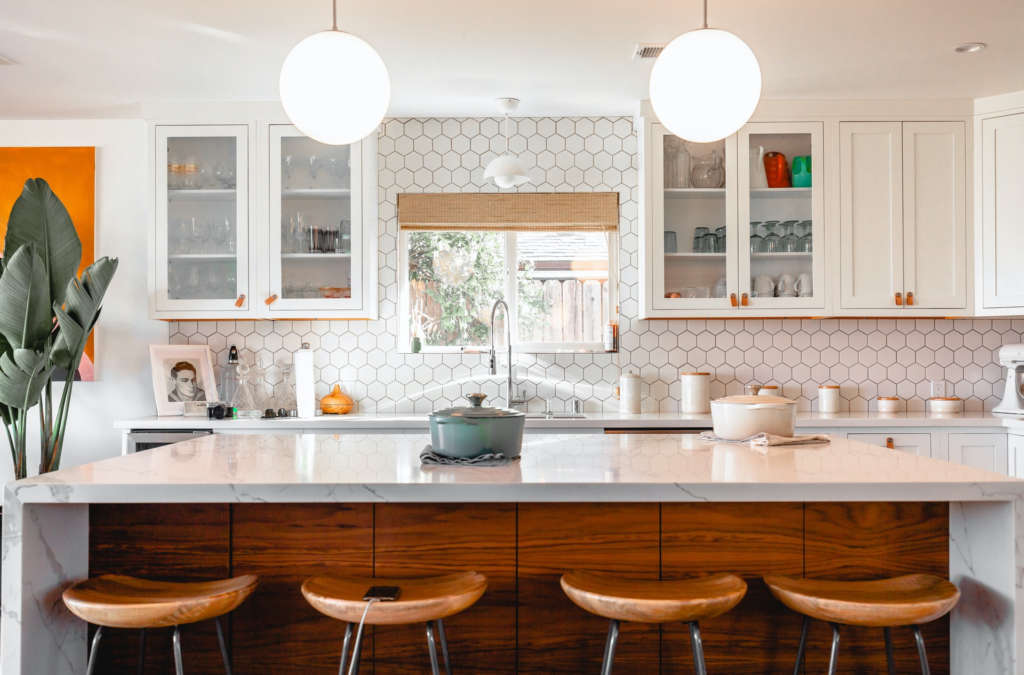 4 Creative Ways To Refresh Your Kitchen on a Budget