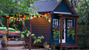 4 Awesome Reasons to Get Yourself a She Shed