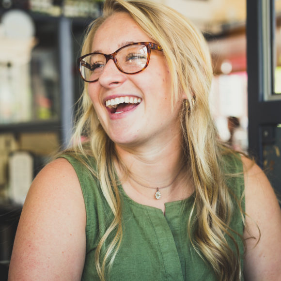 How to Find The Right Glasses for You and Your Unique Style