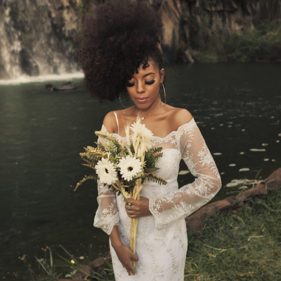 5 Ways to Add a Splash of Personality to Your Wedding Dress