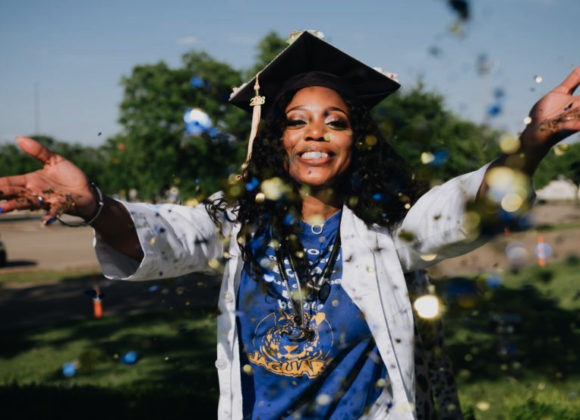 pexels-joshua-mcknight-1139317-830x553